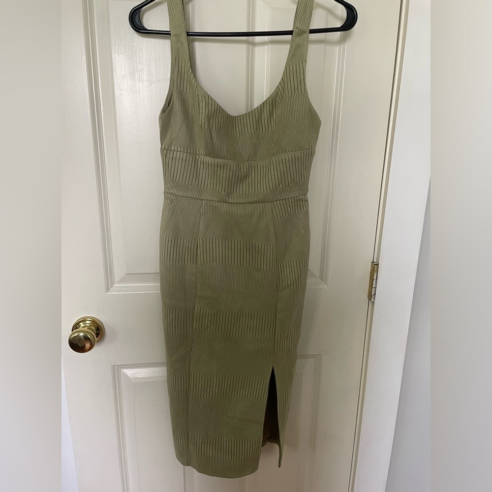 Hello Molly Midi Olive Green Sleeveless Dress